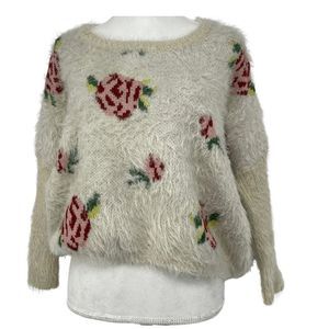 Soho Chick Beige Fuzzy Floral Cropped Sweater – NWT